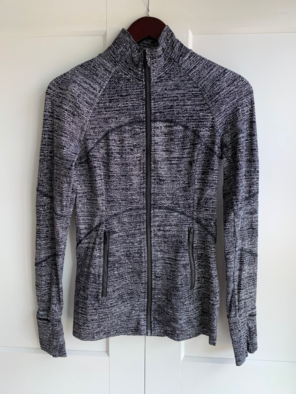 Lululemon Lightweight Jacket size 6